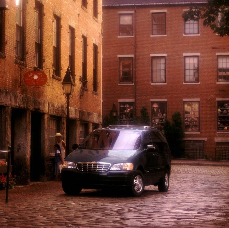  Chevrolet Venture 1997 года  (фото 19 из 42)